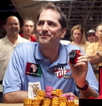 Phil Gordon, uomo di poker a 360&deg;
