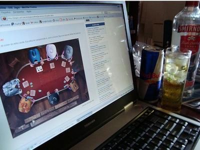 Sempre più italiani si dedicano al poker online