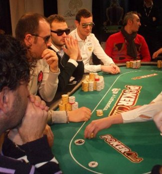 Poker: Le bandierine fanno un campione?