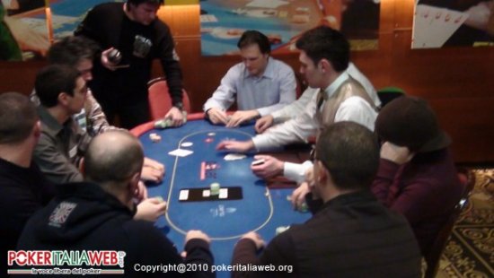 poker live