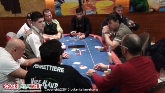 poker live