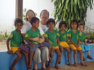 Foto dei bambini brasiliani oggetto della beneficenza di William