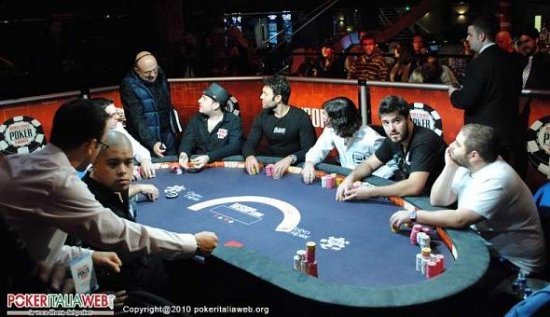wsope_championship_2010.jpg