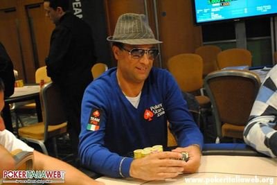Salvatore Bonavena al tavolo di poker live