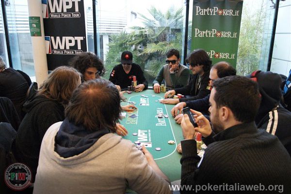 Il pro di Party Poker durante un evento