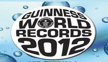 Un giocatore inglese attacca il record di Phil Laak