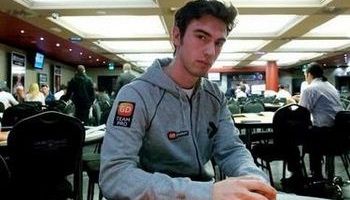 I buoni propositi per l’anno nuovo di Erion Islamay