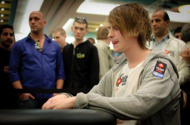 Viktor Blom vince il PCA Super High Roller