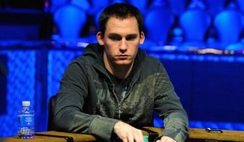 Poker live, Dan Shak ($296.800) e Justin Bonomo ($383.040) a segno nei due High Roller di Las Vegas