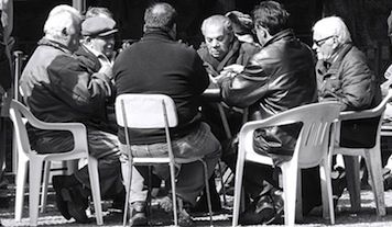 Poker live: sgominata banda di nonne-gambler a Cipro