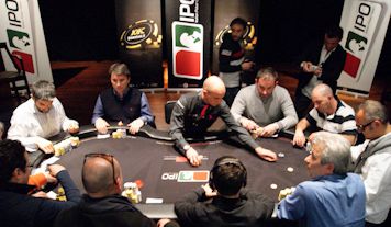 Vito Antonio Ignarra guida il Final Table dell’Italian Poker Open