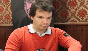 Niccolò Caramatti: varianza negativa nel live senza fine