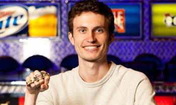 WSOP 2012: Aubin Cazals vince l’Evento 6, Fabrizio Baldassari 6°