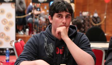 Gli Assi del Pokerclub Day 2: Gangan domina i 33 players left