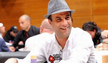 EPT Barcellona 2012: Luca Pagano e Salvatore Bonavena out nel Day2, in testa John Juanda
