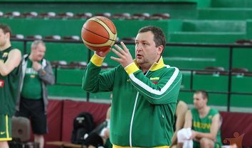 Poker & basket: Tony G lancia la sfida ad un ex della NBA