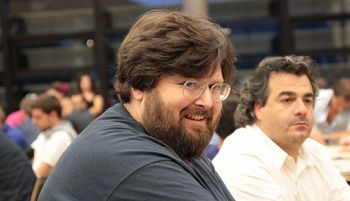 IPT Campione Day2: Mario Adinolfi incontenibile, vola a 400mila chips