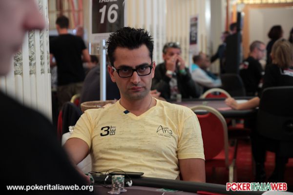 Antonio Esfandiari