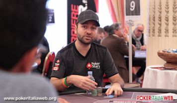 WSOPE 2012: Jacob Dahl chipleader a fine Day1. Out tutti gli italiani.