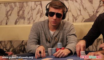 Snai Poker Cup: 371 iscritti a Venezia, Matteo Di Persio leader del Day 1B