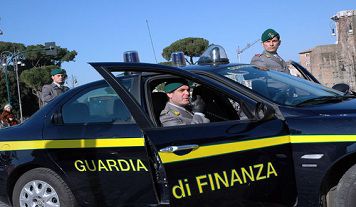 Poker live: chiuso a Verona il piu’ rinomato e grande circolo della zona dalla GdF