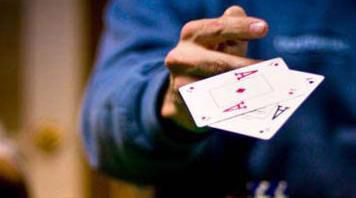 Per vincere a poker ci vuole Intelligenza, disciplina e fiducia