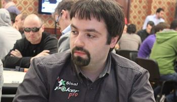Cristiano Guerra pone il timbro nel giovedì sera del poker online italiano