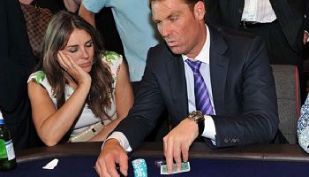 Poker e Risate: chi dorme non piglia fiches!