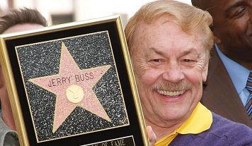 Phil Hellmuth ricorda il suo amico Jerry Buss