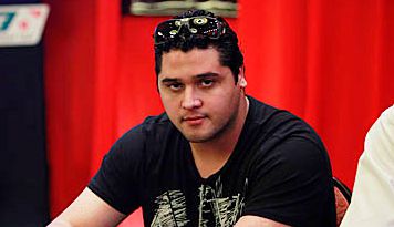 Poker online: Chris Back e Bolivar Palacios vincono gli eventi 30 e 31 delle FTOPS XXII!