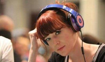 La bella player francese Lucille Cailly inserita nel Team di Phil Ivey