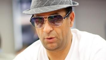 EPT Londra 2013: Salvatore Bonavena tra i 5 italiani che passano il Day2, out Luca Pagano!