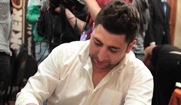 Pokerclub Live Series Day1A: Lucian Mantu davanti a tutti con 153.000 gettoni