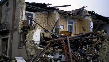 Il terremoto dell’Aquila nel 2009 e quei soldi mai arrivati