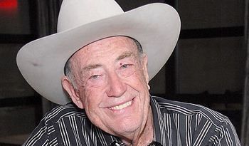 Doyle Brunson fa marcia indietro: “Non escludo di giocare alle WSOP”