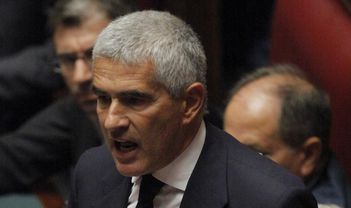 Poker e Risate: anche i politici twittano e…