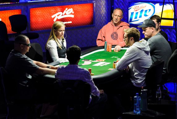 Erick Lindgren al final table dell'evento