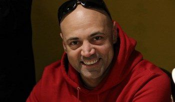 Poker Online Italia: oietto al comando del Sunday Special ma occhio a Roberto Pompei
