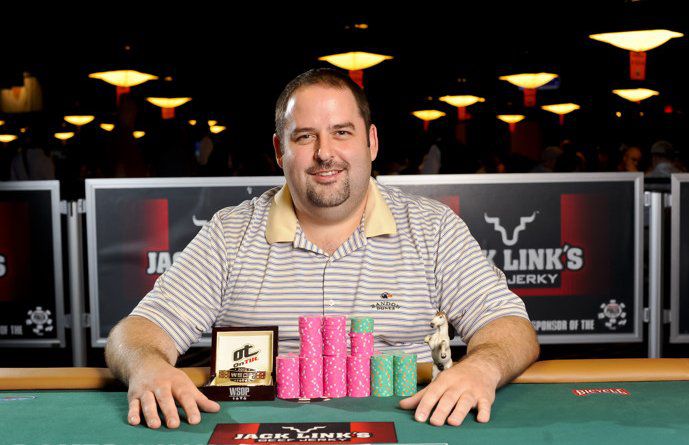 Rep Porter e il braccialetto 2011