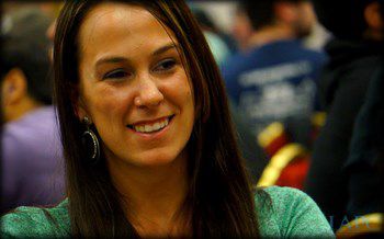 Danielle ‘DMOONGIRL’ Andersen al Main Event WSOP grazie a Full Tilt Poker