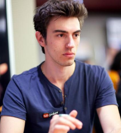 Islamay al tavolo di poker