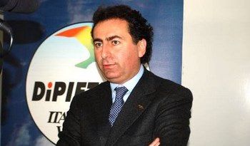 Abolire tutti i giochi d’azzardo in Italia? La “folle” proposta dell’IDV