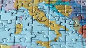 Poker online Italia: a giugno nuovo calo per cash game e tornei