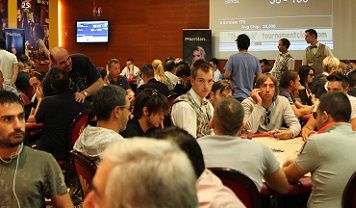 Poker live: tornei Accumulator, quali strategie adottare?