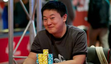 EPT Londra Day4: David ‘MissOracle’ Yan in testa ai 16 players left