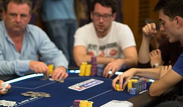 UKIPT Londra: Eugenio Verde ottavo a fine Day1A, in testa Richard Trigg