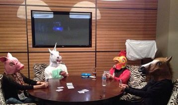 Phil Ivey tra prop bet e strane partite casalinghe