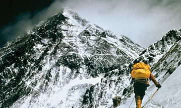 Blog Zeppelmore: alla scalata dell’Everest