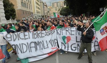 Pokeristi social: c’è chi protesta in piazza e chi va all’EPT