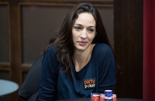 La pro di PartyPoker durante il torneo